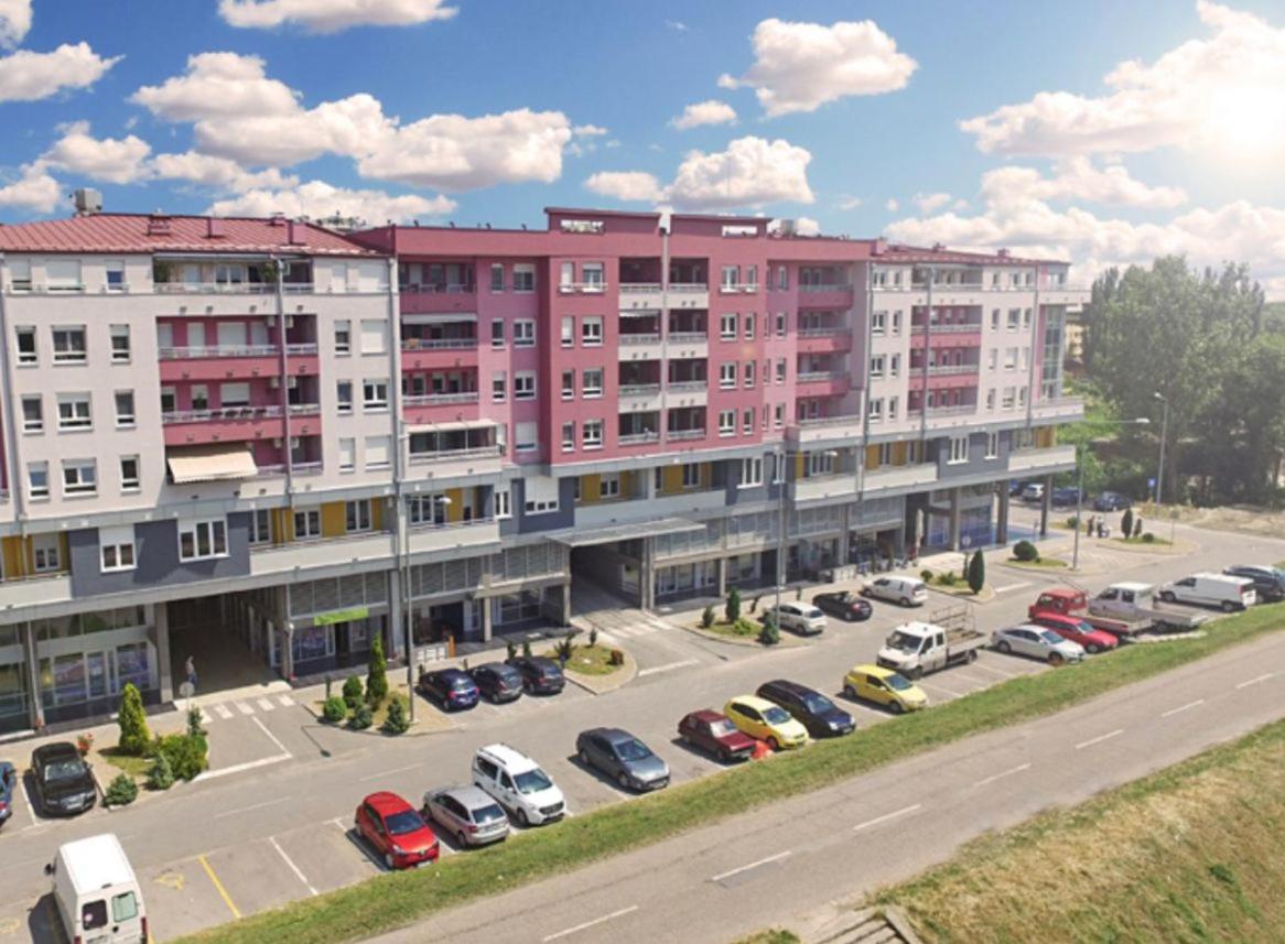 Apartament Apartman Ann Pančevo Zewnętrze zdjęcie